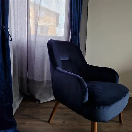 Enya Apartman *