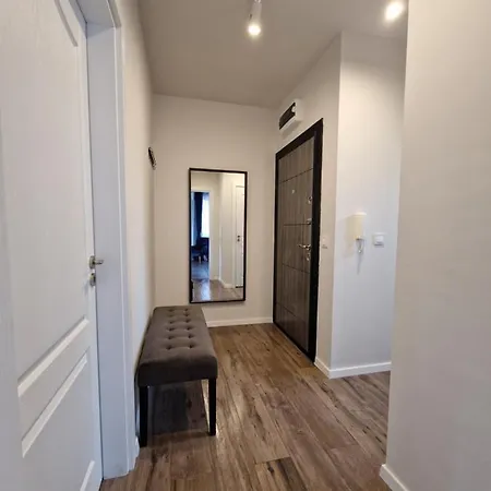 Enya Apartman
